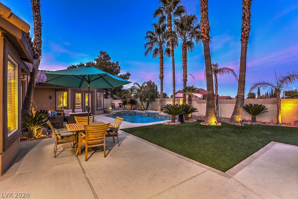 8920 Echo Ridge Drive Las Vegas, NV 89117 - Photo 35 of 49
