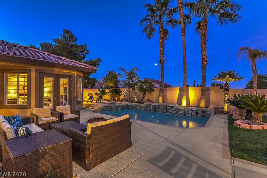 8920 Echo Ridge Drive Las Vegas, NV 89117 - Photo 38 of 49