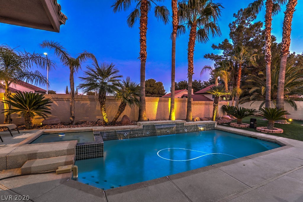8920 Echo Ridge Drive Las Vegas, NV 89117 - Photo 39 of 49