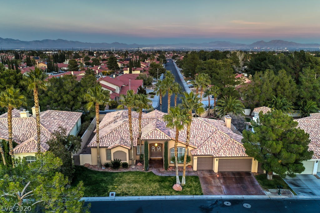 8920 Echo Ridge Drive Las Vegas, NV 89117 - Photo 45 of 49