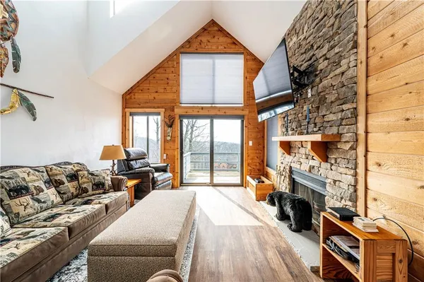 $399,900 | 4602 Swiss Mountain Drive, Champion, PA 15622