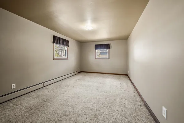 $299,900 | 2070 West Point Terrace, Green Bay, WI 54304