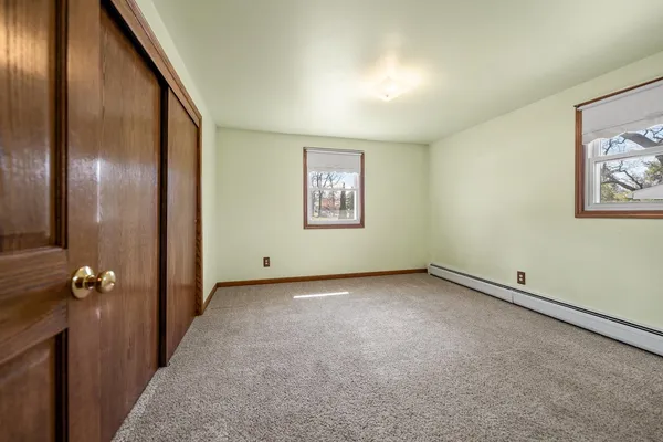 $299,900 | 2070 West Point Terrace, Green Bay, WI 54304