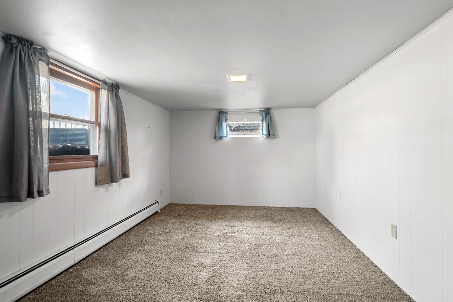 2070 West Point Terrace Green Bay, WI 54304 - Photo 21 of 31