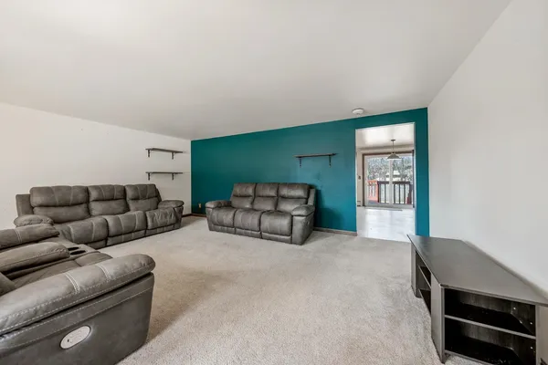 $299,900 | 2070 West Point Terrace, Green Bay, WI 54304