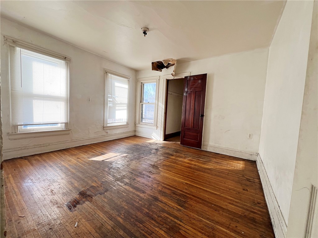 868 South Plymouth Avenue, Unit 866 Rochester, NY 14608 - Photo 16 of 43 868 S. Plymouth - 3 bedroom (Up & Down)