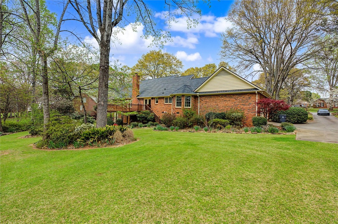 105 Hamilton Drive Anderson, SC 29621 - Photo 10 of 49 This classic brick residence features a spacious yard and inviting outdoor living spaces.