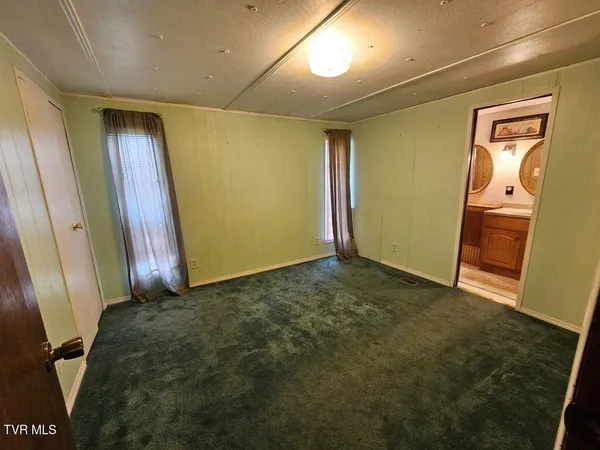 $100,000 | 220 Gillispie Road, Pounding Mill, VA 24637