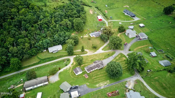 $100,000 | 220 Gillispie Road, Pounding Mill, VA 24637