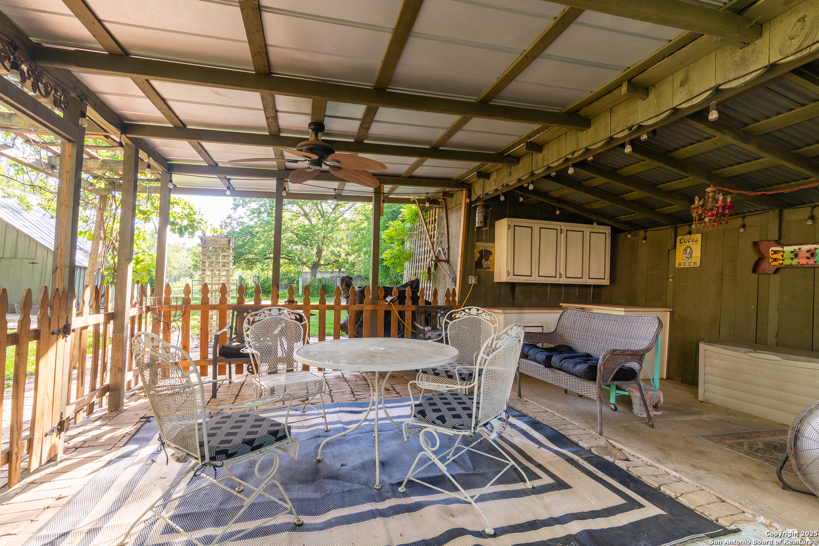 529 North High Street Uvalde, TX 78801 - Photo 32 of 37 a outdoor space with lots of tables and chairs