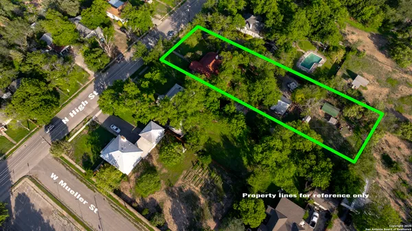 $417,000 | 529 North High Street, Uvalde, TX 78801