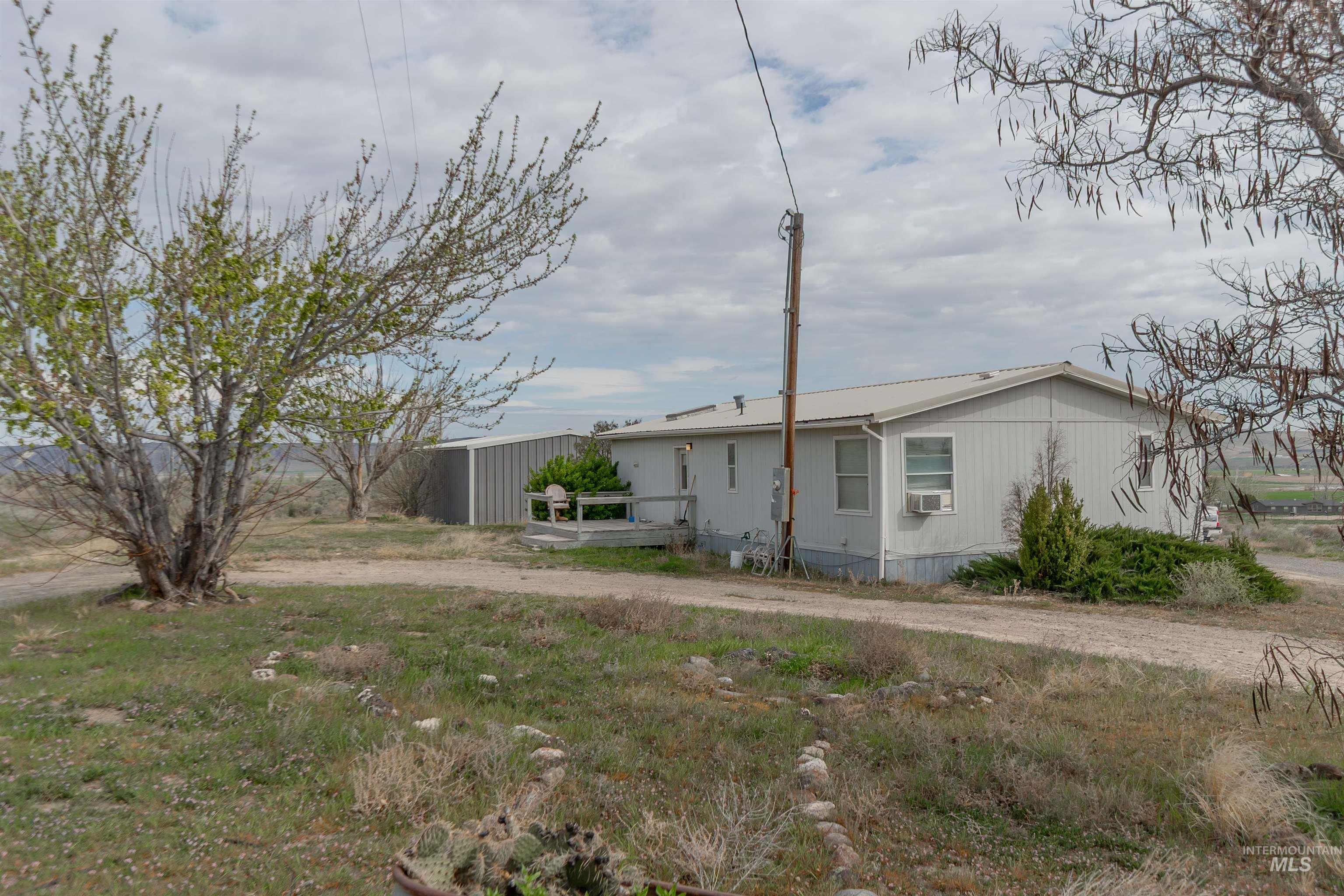 10384 China Ditch Road Melba, ID 83641 - Photo 4 of 31