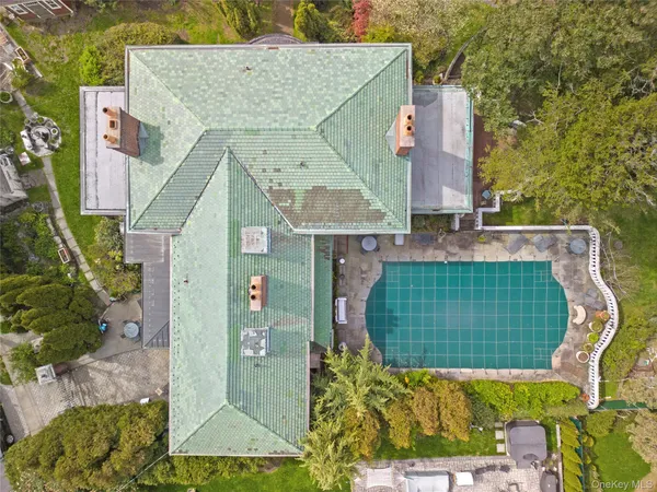 $5,398,000 | 1-27 Beverly Road | Douglaston