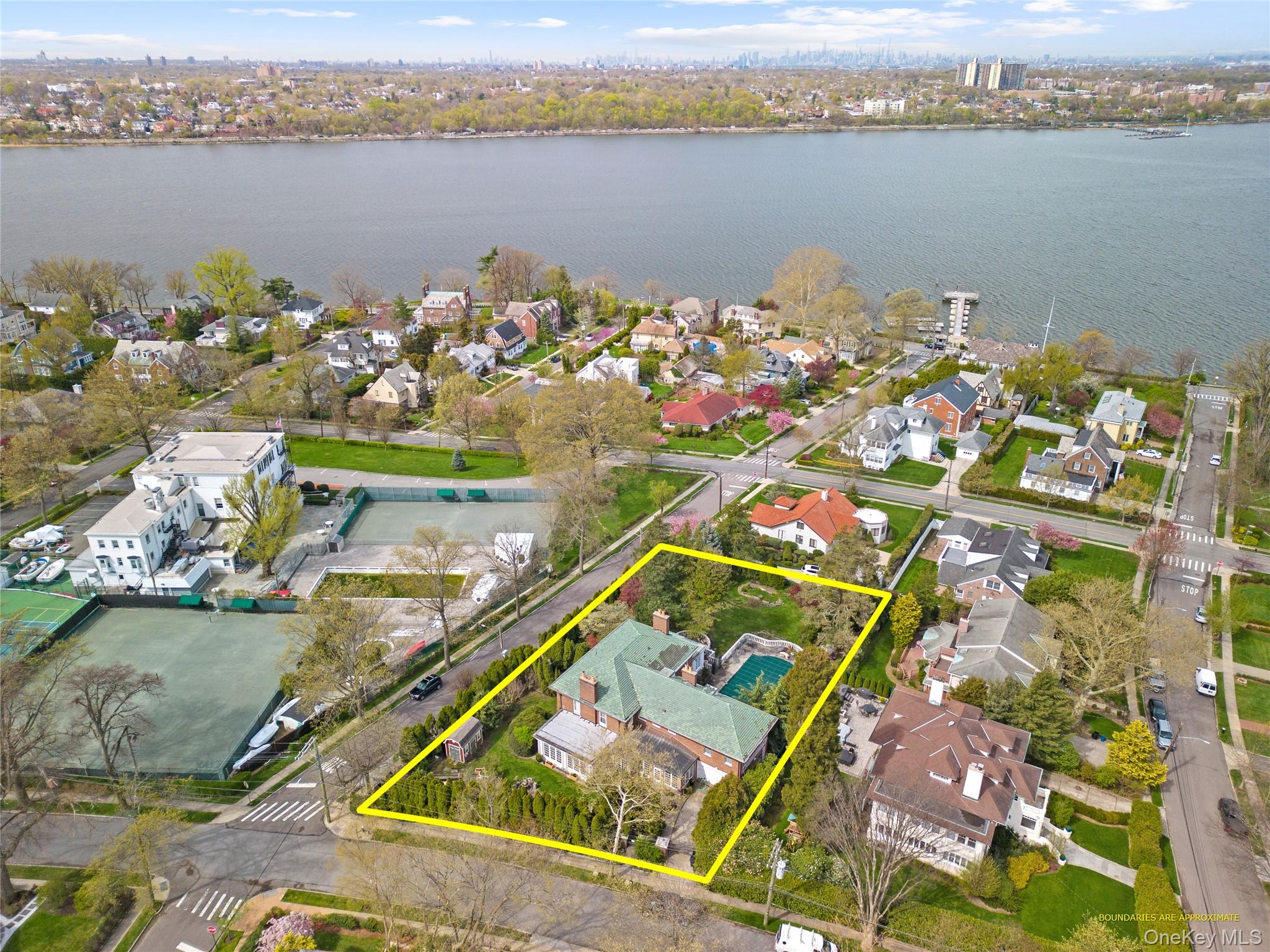 1-27 Beverly Road Queens, NY 11363 - Photo 6 of 23