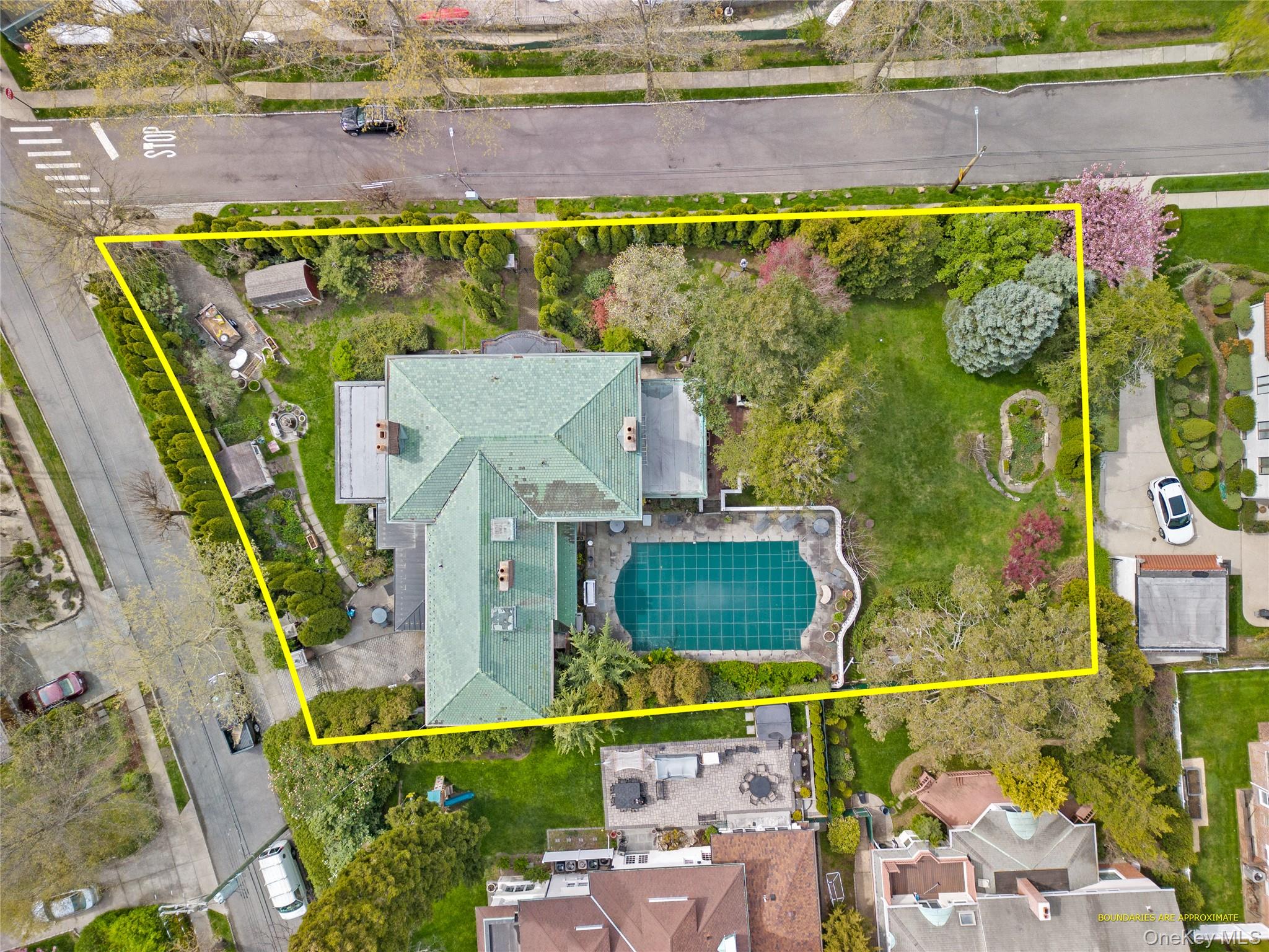 1-27 Beverly Road Queens, NY 11363 - Photo 7 of 23