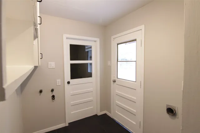 $1,950 | 6915 Edgemoor Drive, Houston, TX 77074