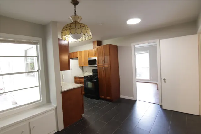 $1,950 | 6915 Edgemoor Drive, Houston, TX 77074