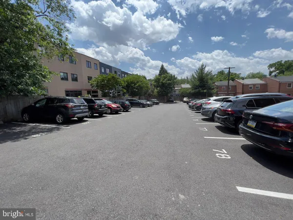 $1,990 | 825 North 29th Street, Unit 5AA, Philadelphia, PA 19130