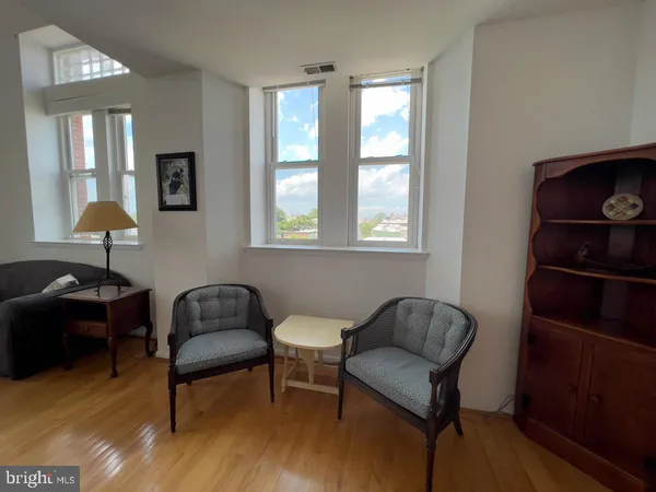 $1,990 | 825 North 29th Street, Unit 5AA, Philadelphia, PA 19130