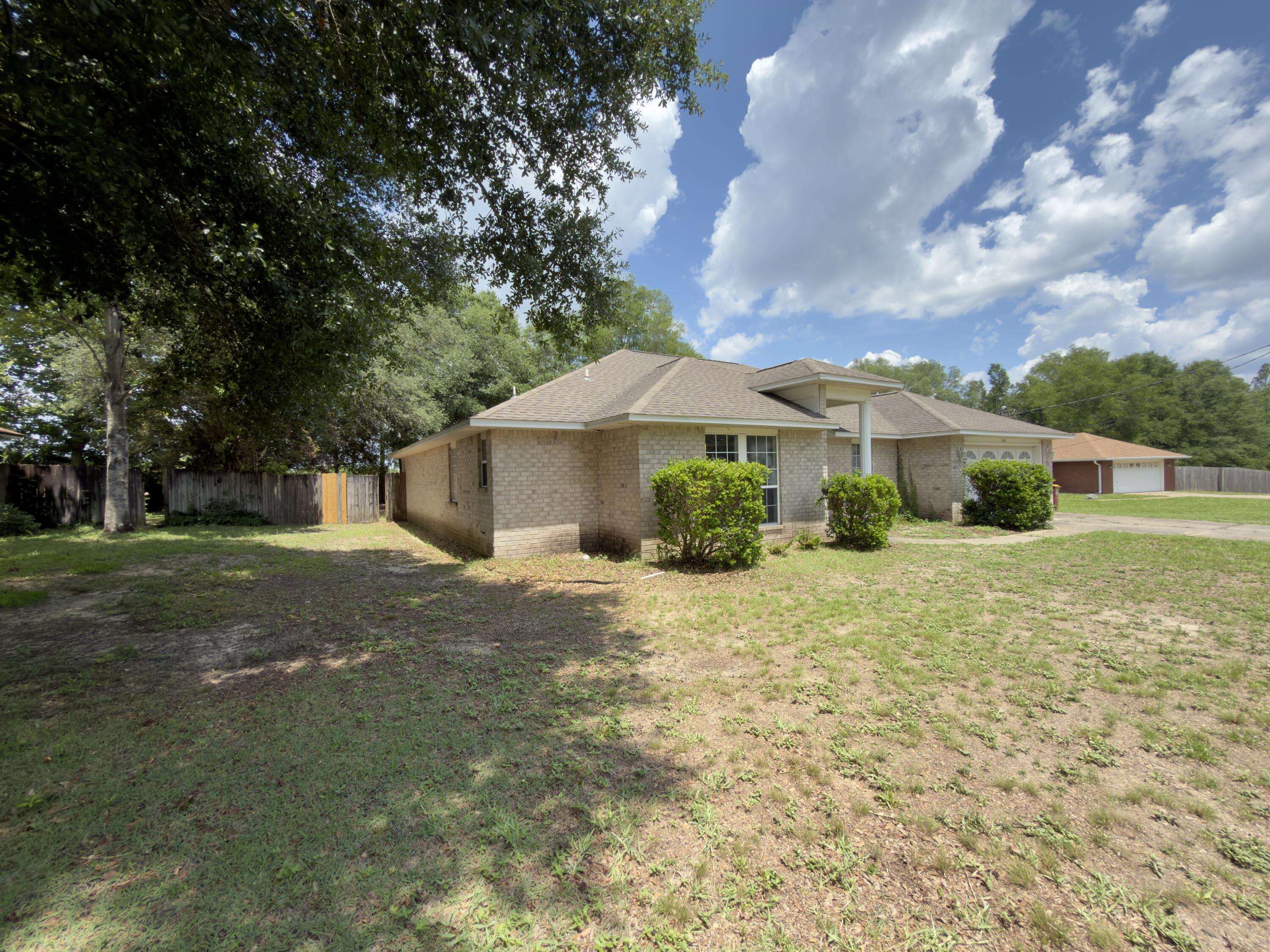 688 Brunson Street Crestview, FL 32536 - Photo 25 of 27 IMG_7554