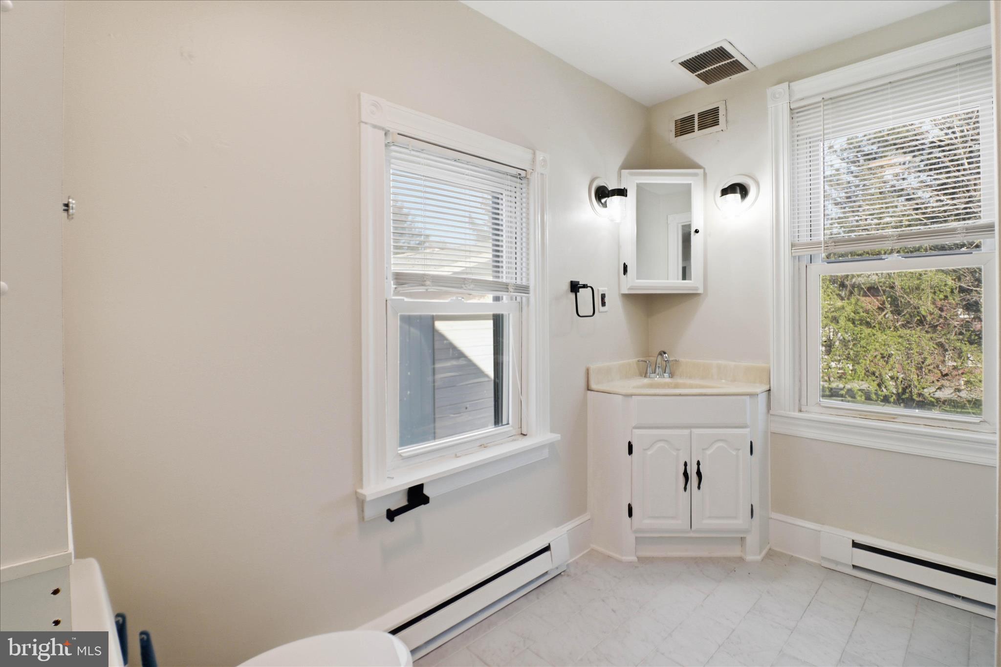 22 North Chestnut Street Elverson, PA 19520 - Photo 29 of 65