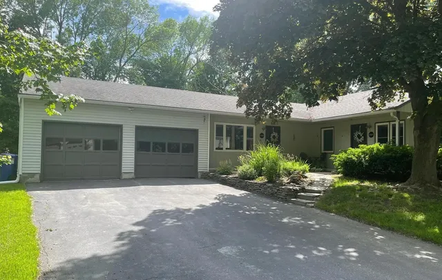 $600,000 | 102 Juniper Ridge, Shelburne, VT 05482