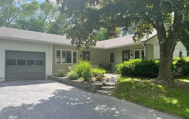 $600,000 | 102 Juniper Ridge, Shelburne, VT 05482