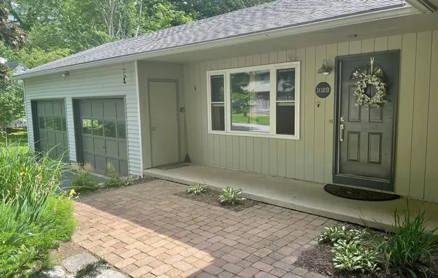 $600,000 | 102 Juniper Ridge, Shelburne, VT 05482