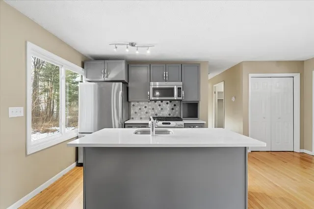 $600,000 | 102 Juniper Ridge, Shelburne, VT 05482