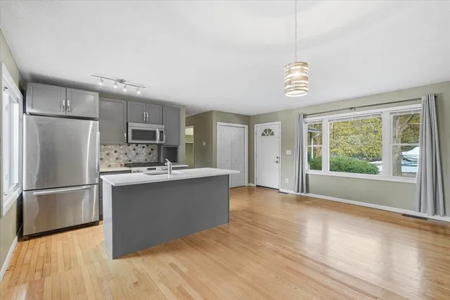 $600,000 | 102 Juniper Ridge, Shelburne, VT 05482