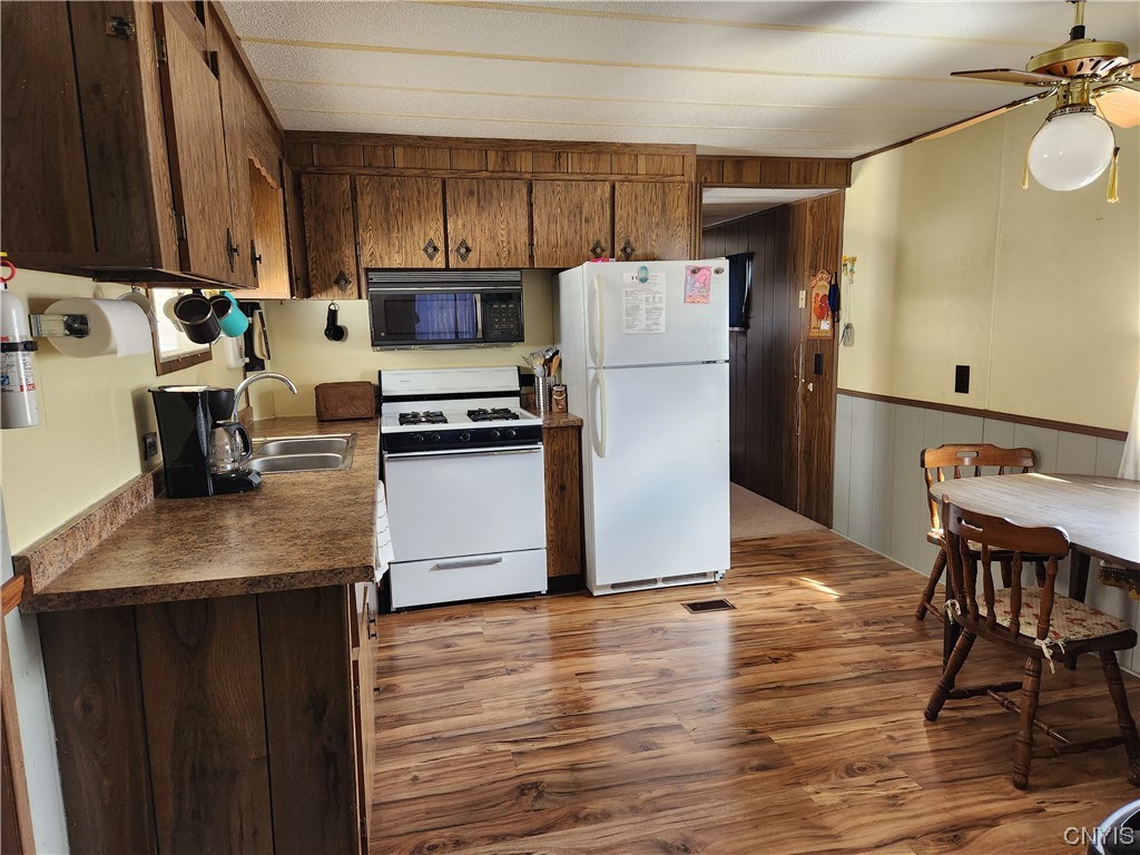 7334 Bourcy Road, Unit 3 Lyme, NY 13693 - Photo 7 of 21