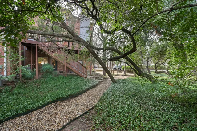 $1,449,000 | 2716 Hillview Green Lane, Austin, TX 78703