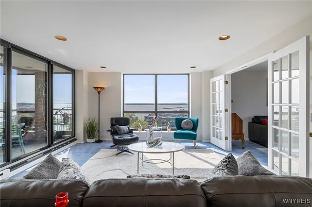 $715,000 | 801 Admirals Walk, Buffalo, NY 14202