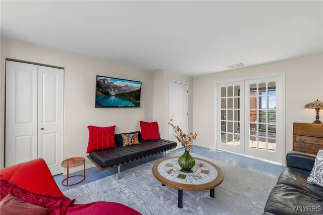 $715,000 | 801 Admirals Walk, Buffalo, NY 14202