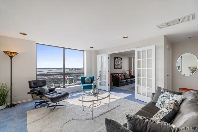 $715,000 | 801 Admirals Walk, Buffalo, NY 14202