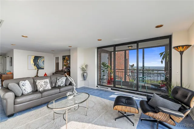 $715,000 | 801 Admirals Walk, Buffalo, NY 14202