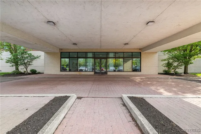 $715,000 | 801 Admirals Walk, Buffalo, NY 14202