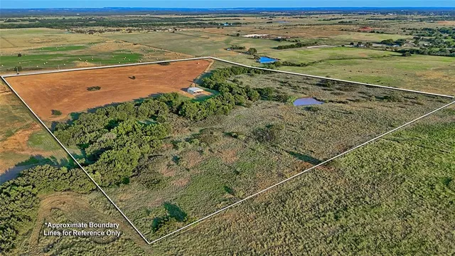 a view of an ocean beach