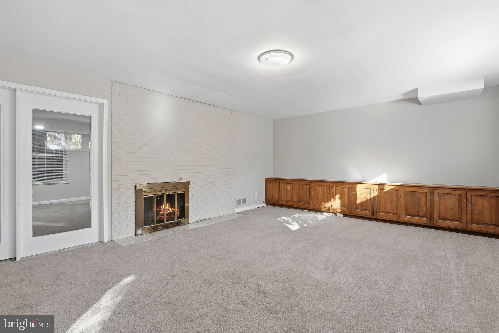 5715 Massachusetts Avenue Bethesda, MD 20816 - Photo 18 of 85