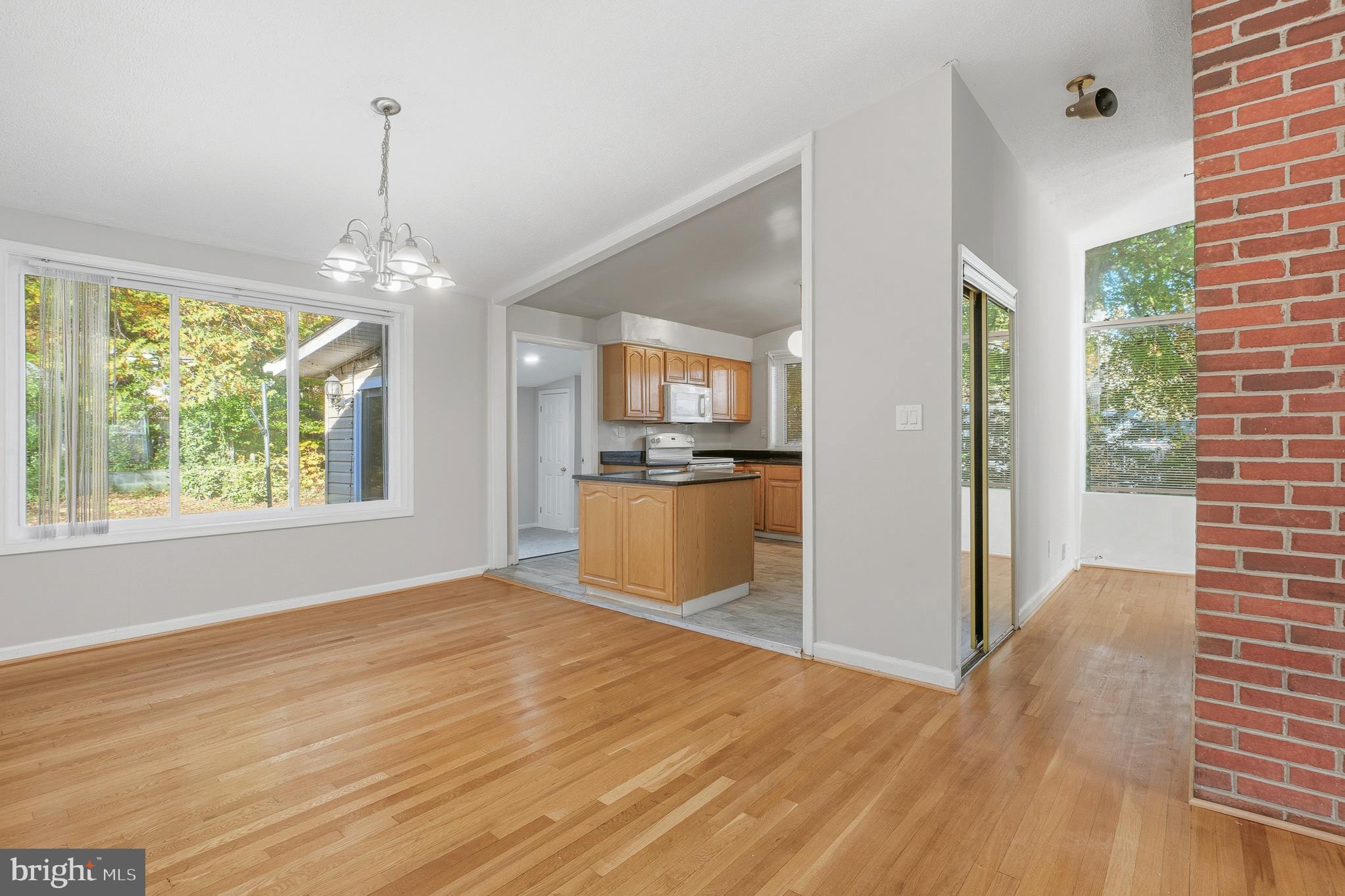 5715 Massachusetts Avenue Bethesda, MD 20816 - Photo 39 of 85