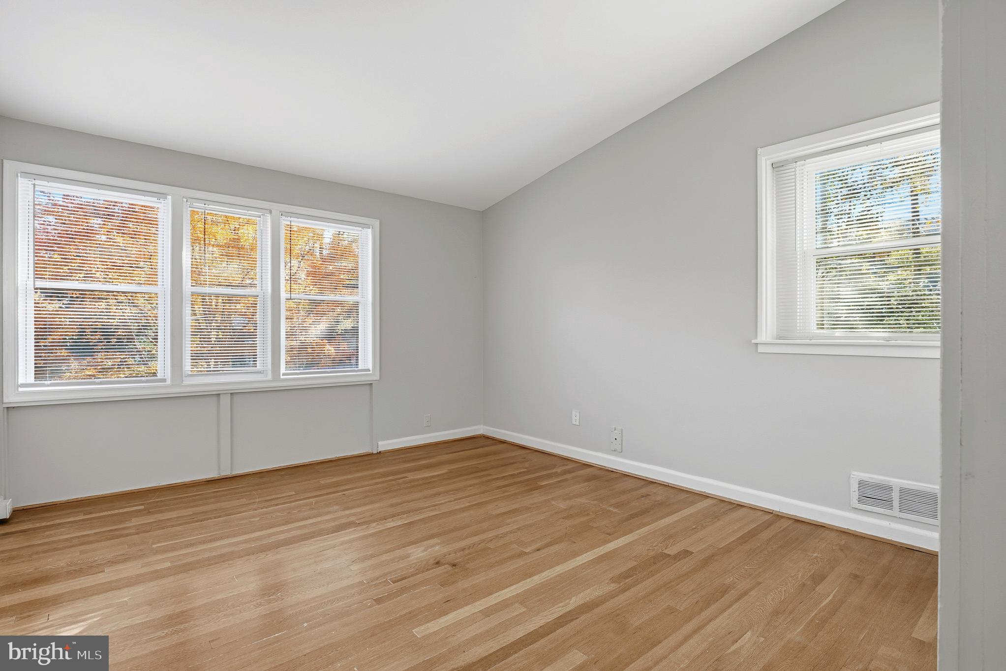 5715 Massachusetts Avenue Bethesda, MD 20816 - Photo 71 of 85