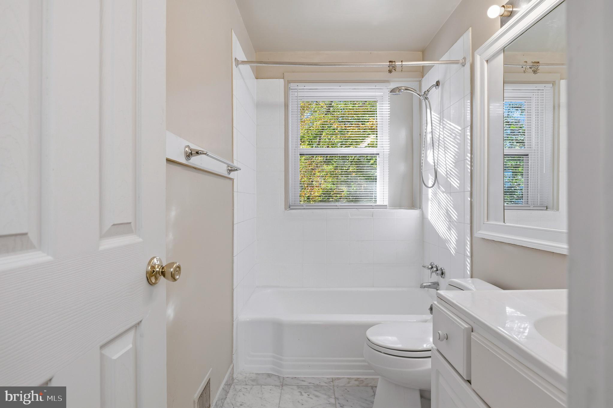 5715 Massachusetts Avenue Bethesda, MD 20816 - Photo 73 of 85