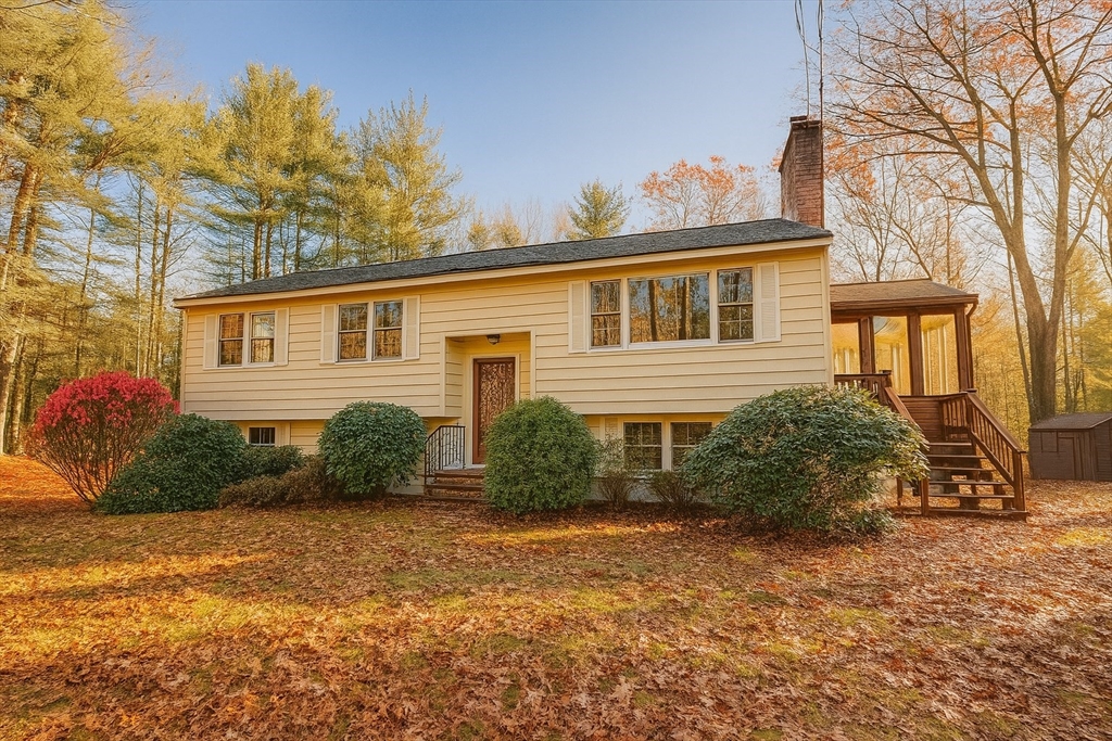 660 Old Dunstable Road Groton, MA 01450 - Photo 1 of 12 Gallery Image 1