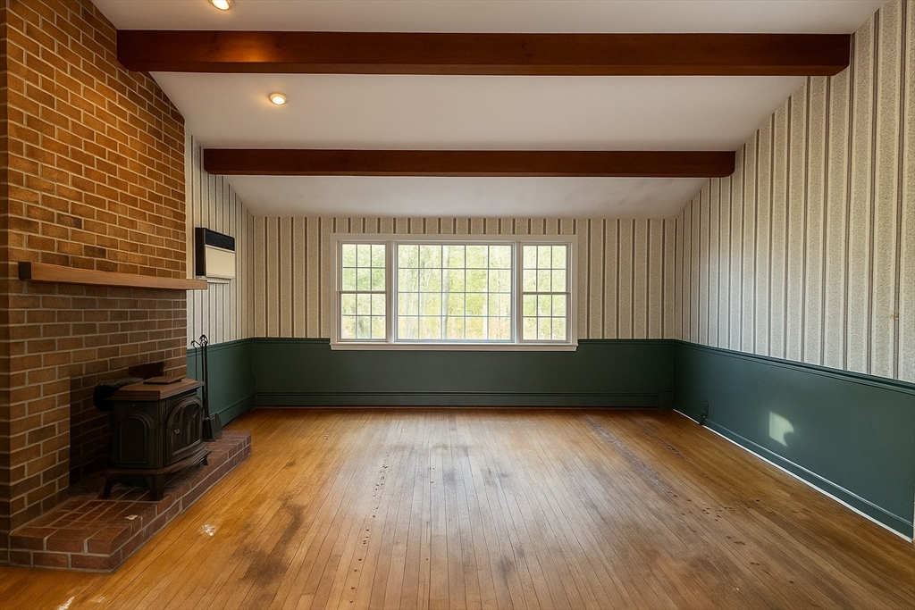 660 Old Dunstable Road Groton, MA 01450 - Photo 3 of 12 Gallery Image 3