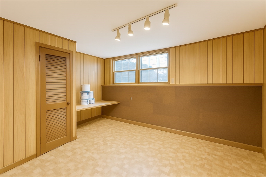 660 Old Dunstable Road Groton, MA 01450 - Photo 10 of 12 Gallery Image 10