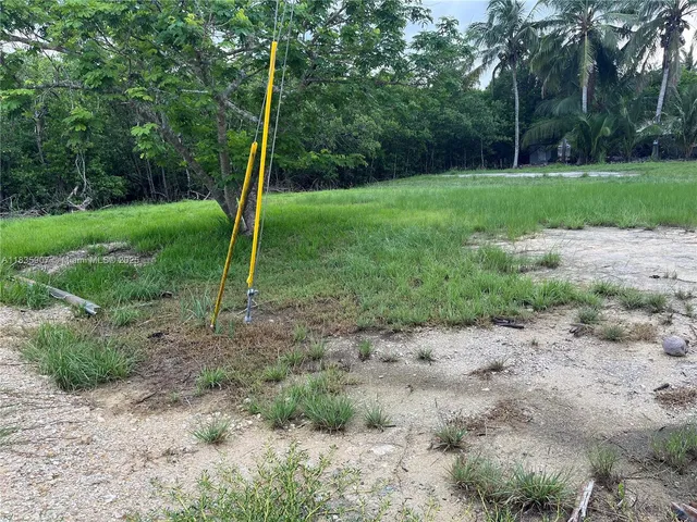 $100,000 | 22 Plantation Drive, Everglades City, FL 34139