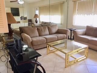 72 Mansfield F, Unit B Boca Raton, FL 33434 - Photo 3 of 10 Mansfield7