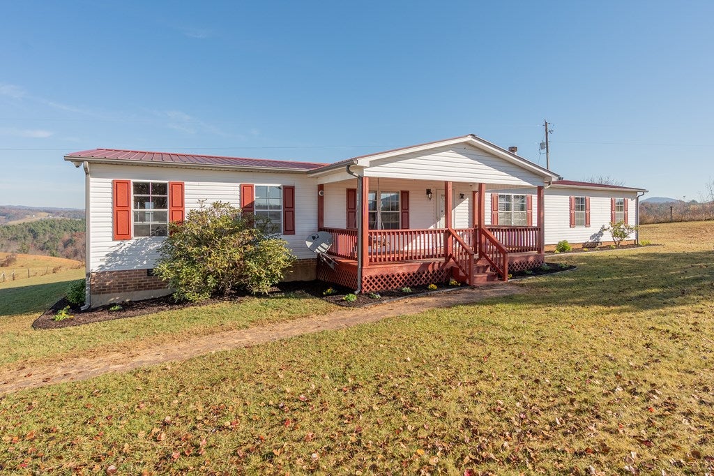 2890 Hunters Ridge Road Hillsville, VA 24343 - Photo 56 of 74 Gallery Image 56