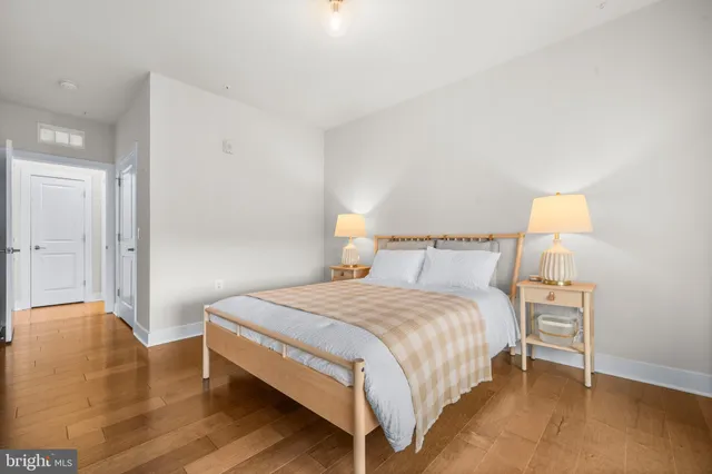 $615,000 | 250 Decoverly Drive, Unit 425, Gaithersburg, MD 20878