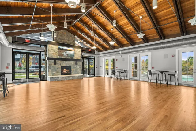 $615,000 | 250 Decoverly Drive, Unit 425, Gaithersburg, MD 20878